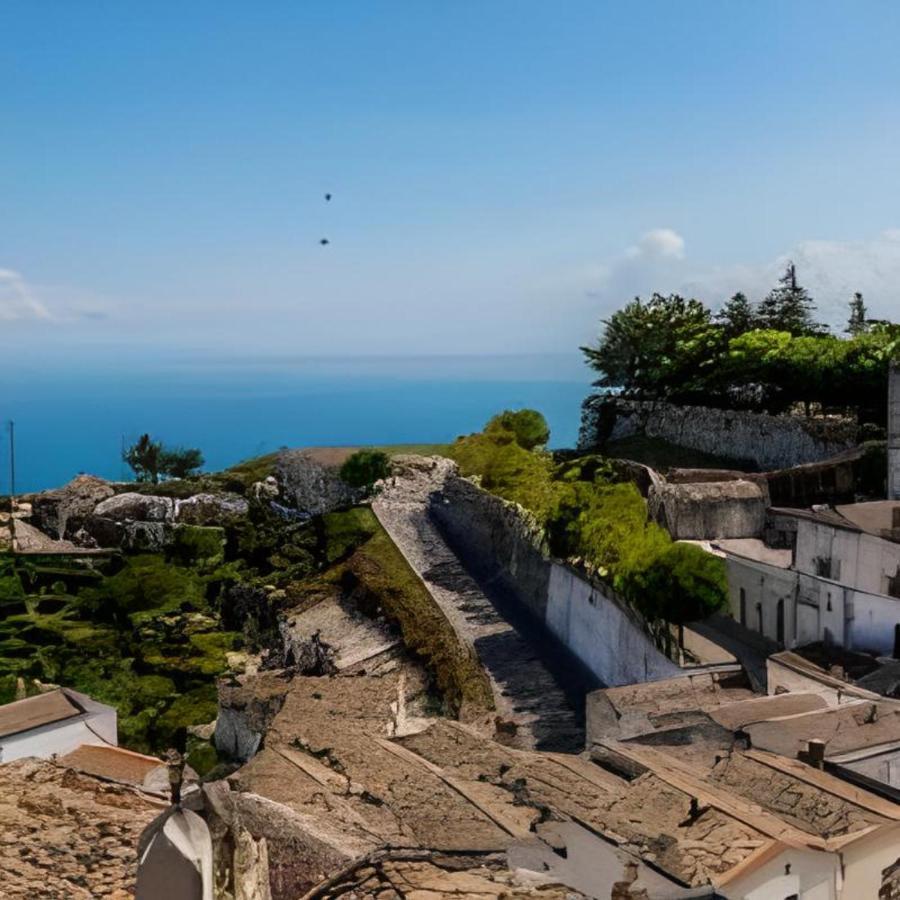 Totaro Casa Vacanze Villa Monte SantʼAngelo Esterno foto